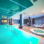Wellton Riverside Hotel