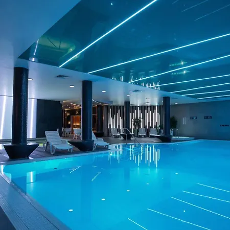 Wellton Riverside 4* ריגה