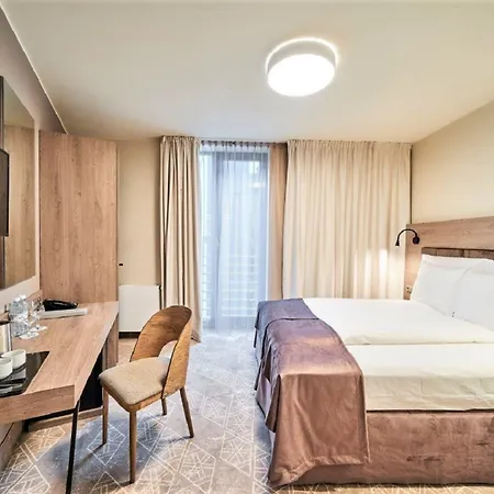 Wellton Riverside 4* 里加