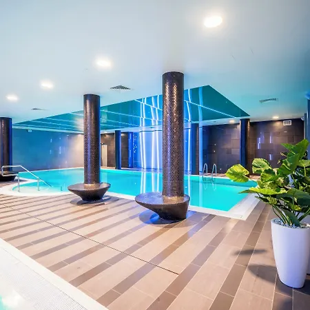 Szálloda Wellton Riverside 4*