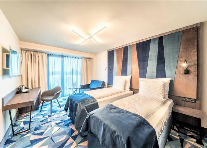 Wellton Riverside Hotel 4*