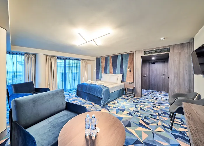 Wellton Riverside Hotel 4*