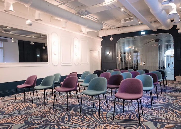 Wellton Riverside Hotel