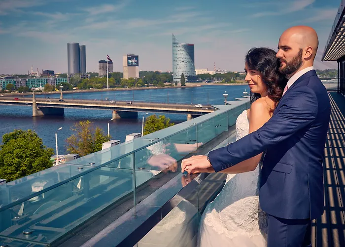 Ξενοδοχείο Wellton Riverside 4*