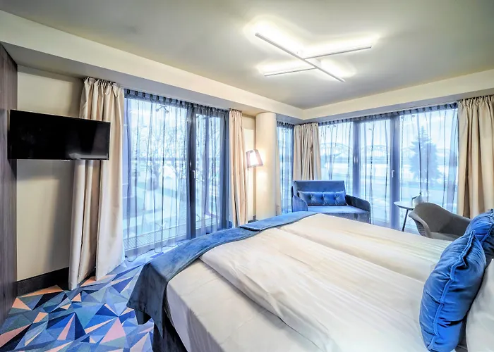 Wellton Riverside Hotel