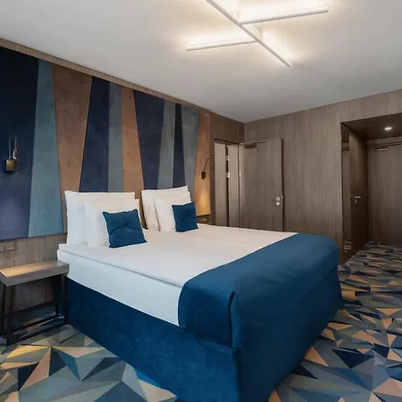 Wellton Riverside Hotell