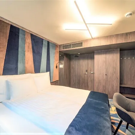 Ξενοδοχείο Wellton Riverside 4*